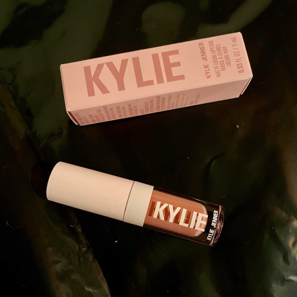 NIB Kylie Jenner Matte Liquid Lipstick